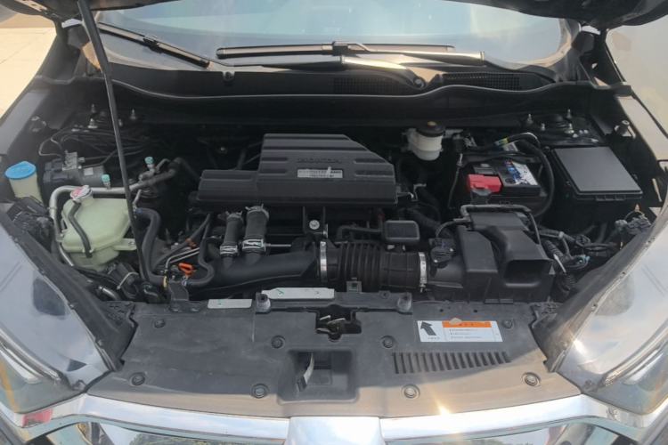 Used Honda CR-V 2019 Brilliant Edition Plus 240TURBO CVT Two-Wheel Drive Fashion Version China VI Emission Standard Engine Bay