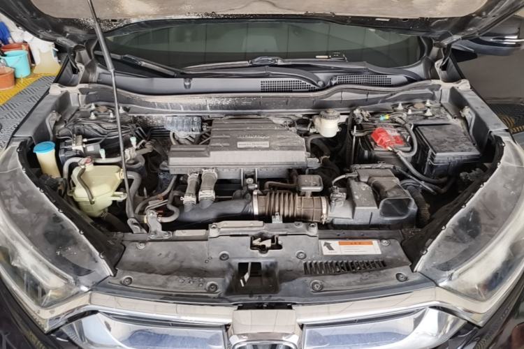 Used Honda CR-V 2019 240TURBO CVT 2WD Comfort Version China VI Emission Standard Engine Bay