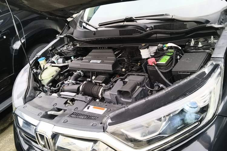 Used Honda CR-V 2019 Brilliant Edition 240TURBO CVT 2WD Comfort Version China VI Emission Standard Engine Bay