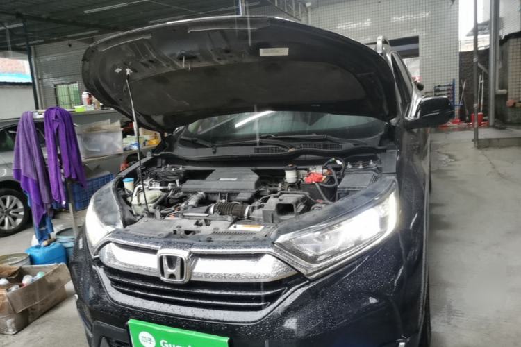 Used Honda CR-V 2019 240TURBO CVT 2WD Comfort Version China VI Emission Standard Engine Bay