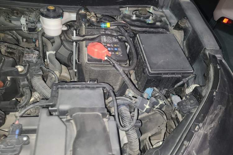 Used Honda CR-V 2019 Brilliant Edition 240TURBO CVT 2WD Comfort Version China VI Emission Standard Engine Bay Left
