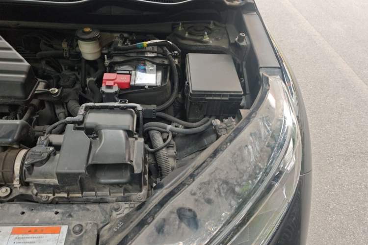 Used Honda CR-V 2019 240TURBO CVT 2WD Fashion Edition China VI Engine Bay Left