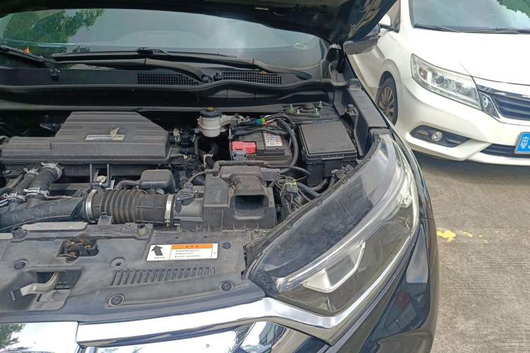 Used Honda CR-V 2019 Brilliant Edition Plus 240TURBO CVT Two-Wheel Drive Fashion Version China VI Emission Standard Engine Bay Left