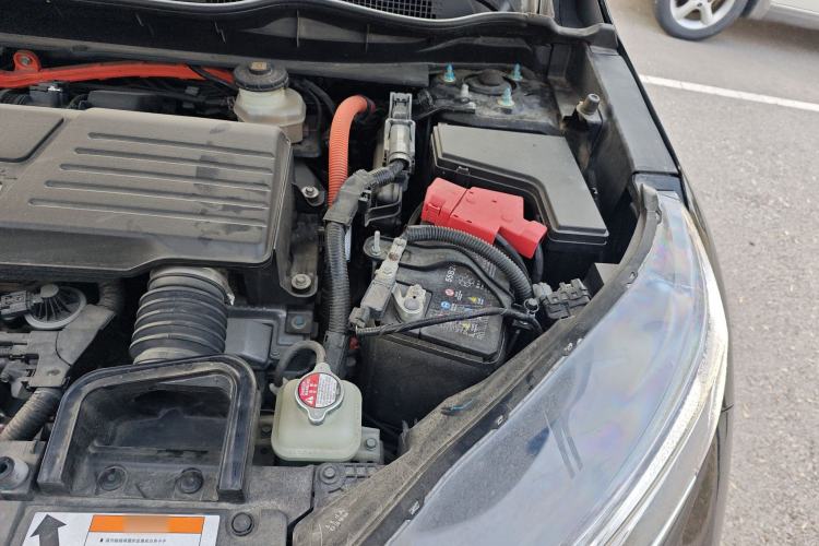 Used Honda CR-V 2019 Rui·Hybrid 2.0L 2WD Pure Drive Version China VI Emission Standard Engine Bay Left