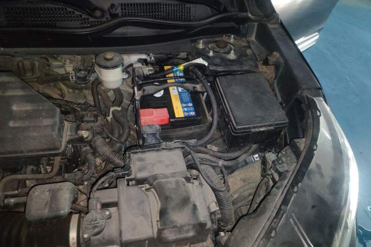 Used Honda CR-V 2019 240TURBO CVT 2WD Fashion Edition China VI Engine Bay Left