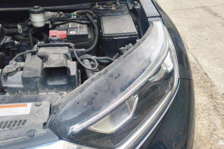 Used Honda CR-V 2019 240TURBO CVT 2WD Fashion Edition China V Engine Bay Left