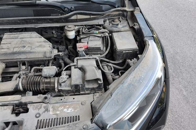 Used Honda CR-V 2019 240TURBO CVT 2WD Fashion Edition China VI Engine Bay Left