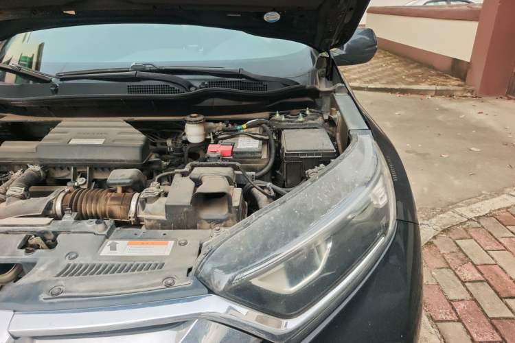 Used Honda CR-V 2019 240TURBO CVT 2WD Fashion Edition China V Engine Bay Left