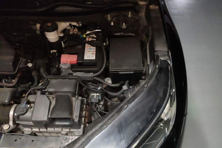 Used Honda CR-V 2019 Brilliant Edition Plus 240TURBO CVT Two-Wheel Drive Fashion Version China VI Emission Standard Engine Bay Left