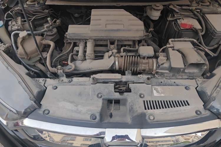 Used Honda CR-V 2019 240TURBO CVT 2WD Comfort Version China VI Emission Standard Engine Bay