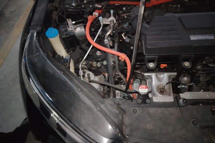Used Honda CR-V 2019 Rui·Hybrid 2.0L 2WD Pure Drive Version China VI Emission Standard Engine Bay Right