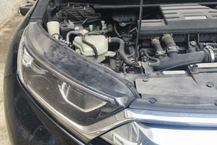 Used Honda CR-V 2019 240TURBO CVT 2WD Fashion Edition China V Engine Bay Right