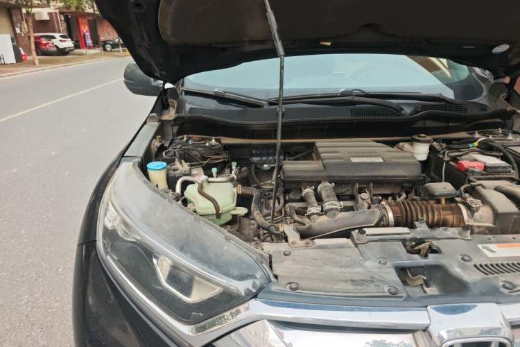 Used Honda CR-V 2019 240TURBO CVT 2WD Fashion Edition China V Engine Bay Right