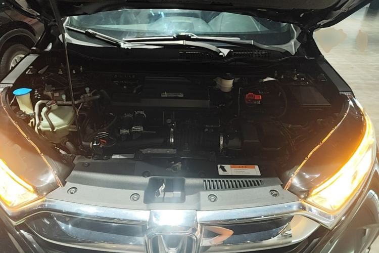 Used Honda CR-V 2019 240TURBO CVT 2WD Fashion Edition China VI Engine Bay