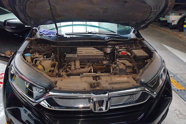 Used Honda CR-V 2019 240TURBO CVT 2WD Comfort Version China VI Emission Standard Engine Bay
