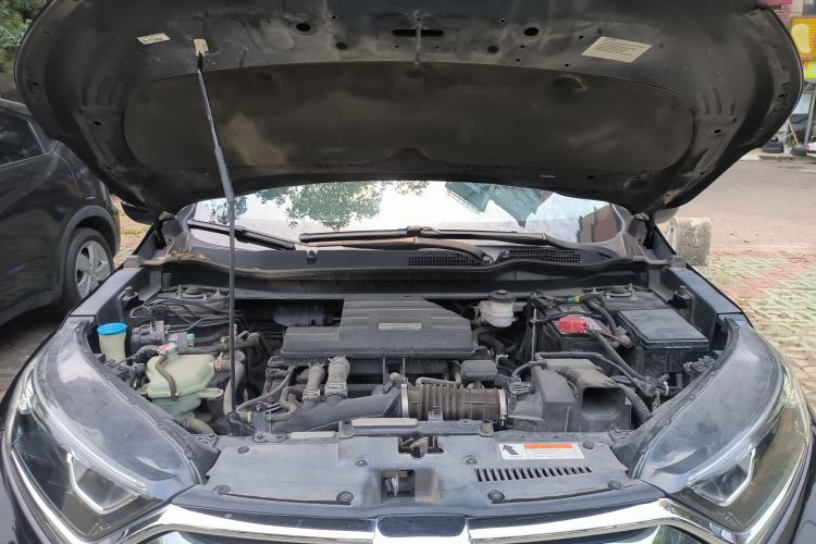 Used Honda CR-V 2019 Brilliant Edition 240TURBO CVT 2WD Comfort Version China VI Emission Standard Engine Bay