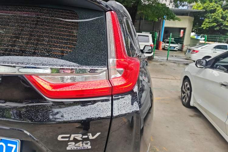 Used Honda CR-V 2019 240TURBO CVT 2WD Comfort Version China VI Emission Standard Exterior 3