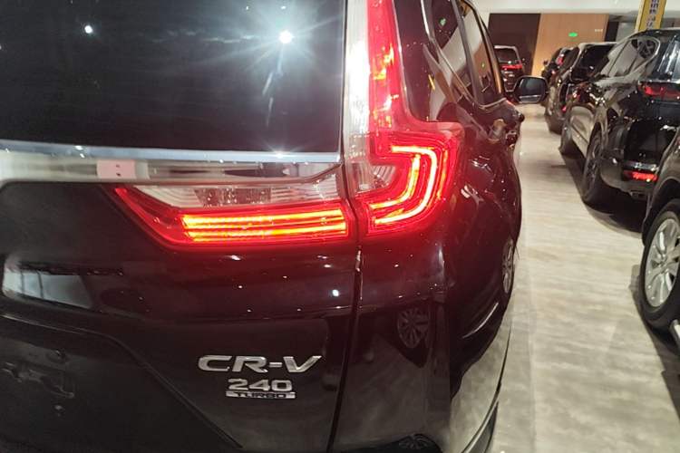 Used Honda CR-V 2019 240TURBO CVT 2WD Fashion Edition China VI Exterior 3