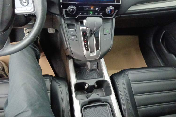 Used Honda CR-V 2019 240TURBO CVT 2WD Comfort Version China V Gear Lever