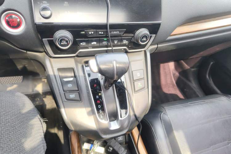 Used Honda CR-V 2019 240TURBO CVT 2WD Fashion Edition China VI Gear Lever