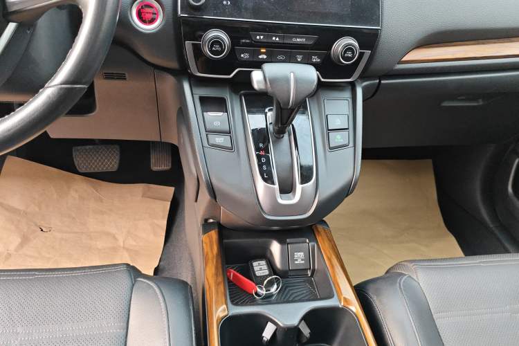 Used Honda CR-V 2019 240TURBO CVT 2WD Fashion Edition China VI Gear Lever