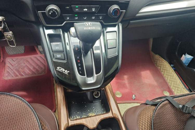 Used Honda CR-V 2019 Brilliant Edition 240TURBO CVT 2WD Comfort Version China VI Emission Standard Gear Lever