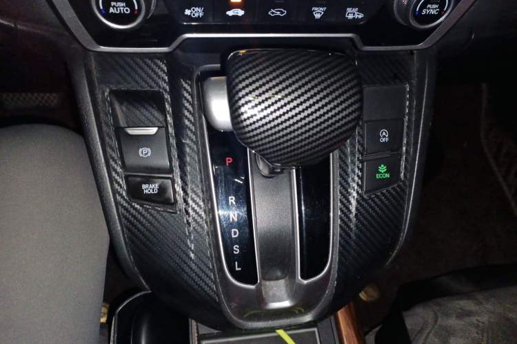 Used Honda CR-V 2019 240TURBO CVT 2WD Fashion Edition China V Gear Lever
