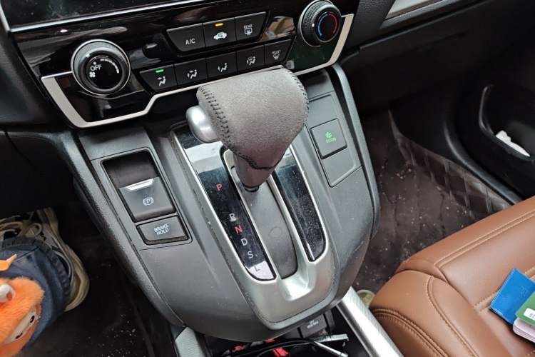 Used Honda CR-V 2019 240TURBO CVT 2WD Comfort Version China VI Emission Standard Gear Lever