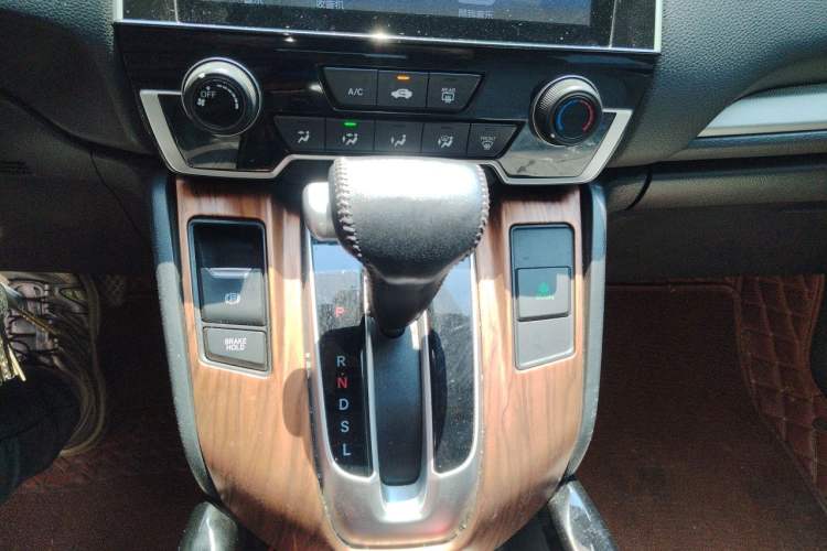 Used Honda CR-V 2019 240TURBO CVT 2WD Comfort Version China VI Emission Standard Gear Lever