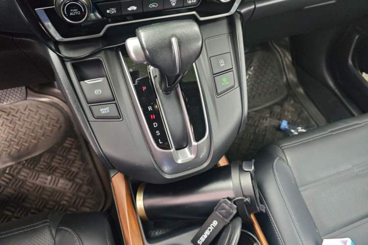 Used Honda CR-V 2019 240TURBO CVT 2WD Fashion Edition China VI Gear Lever