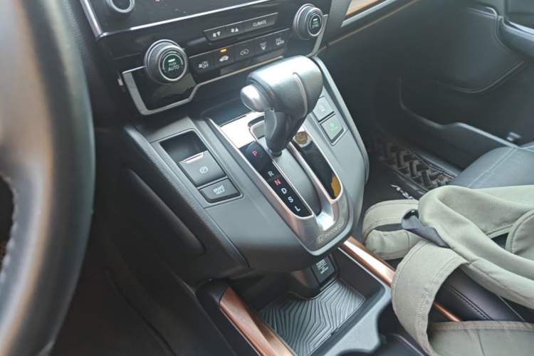 Used Honda CR-V 2019 240TURBO CVT 2WD Fashion Edition China VI Gear Lever