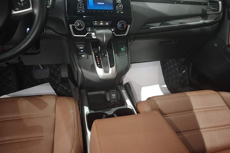 Used Honda CR-V 2019 240TURBO CVT 2WD Comfort Version China VI Emission Standard Gear Lever