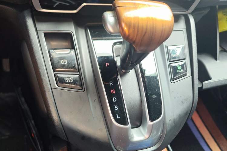 Used Honda CR-V 2019 Brilliant Edition Plus 240TURBO CVT Two-Wheel Drive Fashion Version China VI Emission Standard Gear Lever