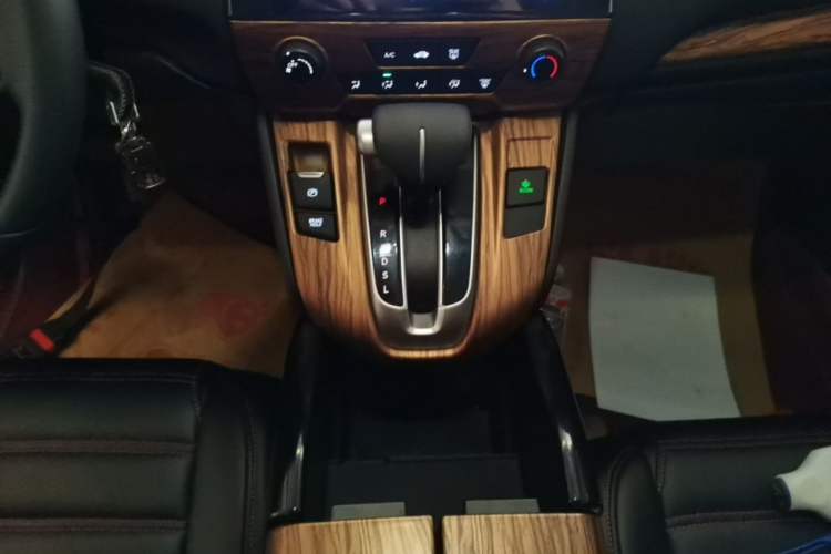 Used Honda CR-V 2019 240TURBO CVT 2WD Comfort Version China VI Emission Standard Gear Lever