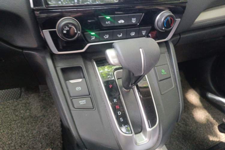 Used Honda CR-V 2019 240TURBO CVT 2WD Comfort Version China V Gear Lever