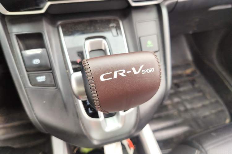 Used Honda CR-V 2019 240TURBO CVT 2WD Comfort Version China VI Emission Standard Gear Lever