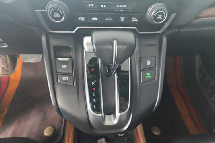 Used Honda CR-V 2019 Brilliant Edition Plus 240TURBO CVT Two-Wheel Drive Fashion Version China VI Emission Standard Gear Lever