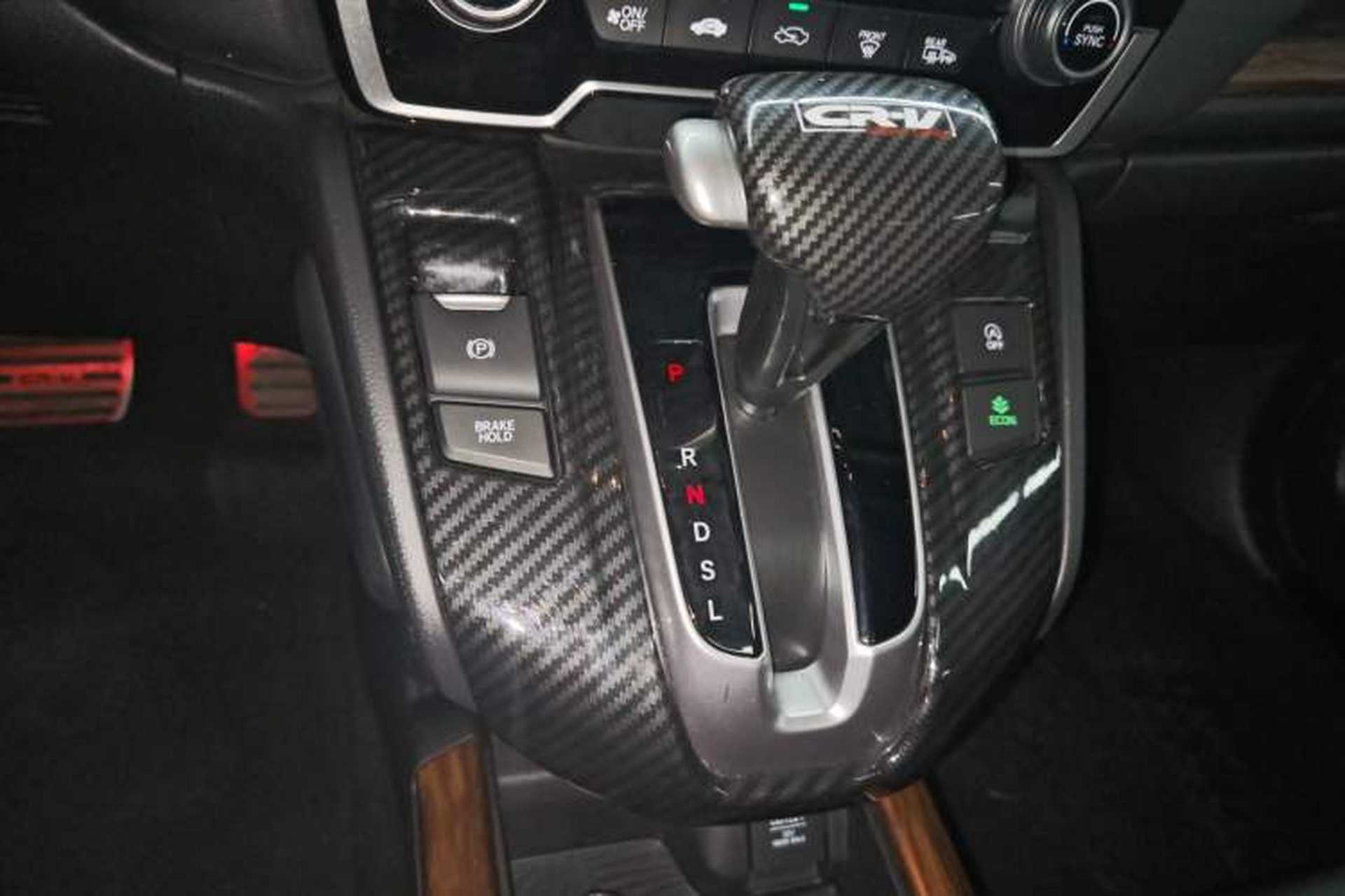 Used Honda CR-V 2019 240TURBO CVT 2WD Fashion Edition China V Gear Lever