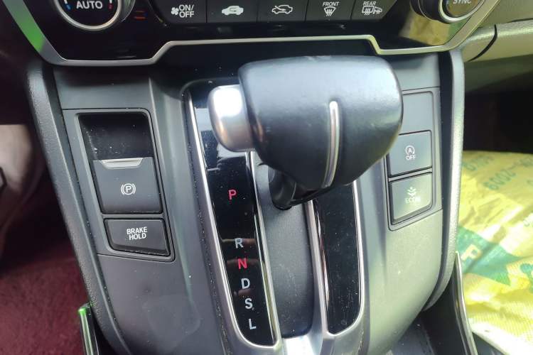 Used Honda CR-V 2019 Brilliant Edition Plus 240TURBO CVT Two-Wheel Drive Fashion Version China VI Emission Standard Gear Lever