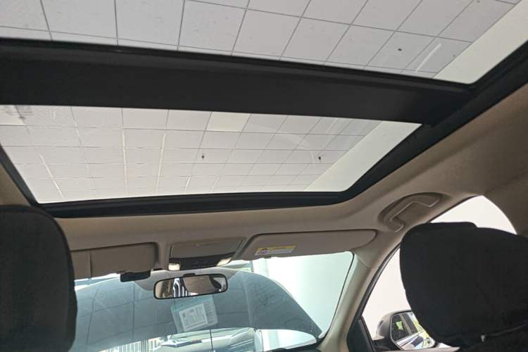Used Honda CR-V 2019 Brilliant Edition 240TURBO CVT 2WD Comfort Version China VI Emission Standard Headliner