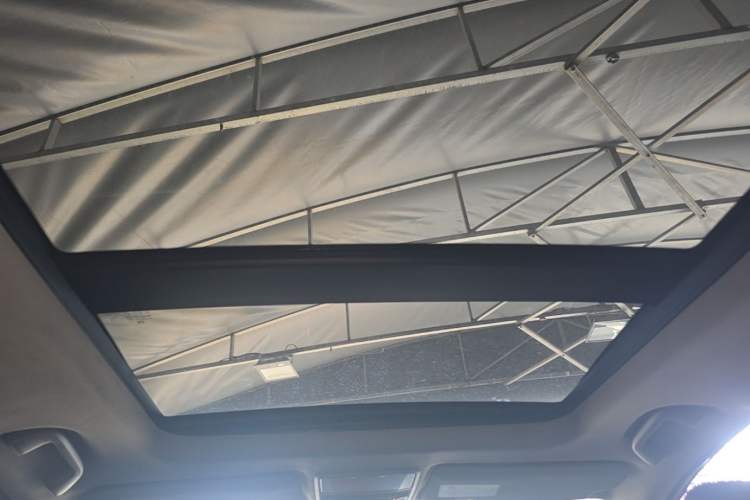 Used Honda CR-V 2019 240TURBO CVT 2WD Fashion Edition China VI Headliner