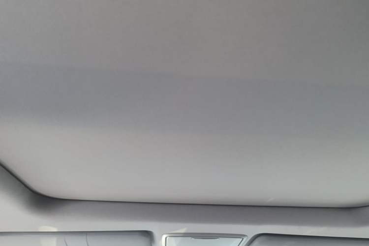 Used Honda CR-V 2019 Brilliant Edition Plus 240TURBO CVT Two-Wheel Drive Fashion Version China VI Emission Standard Headliner