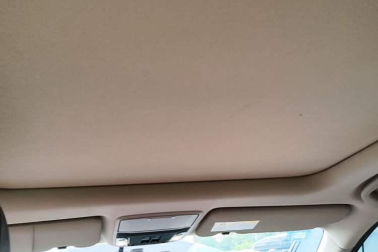 Used Honda CR-V 2019 Brilliant Edition 240TURBO CVT 2WD Comfort Version China VI Emission Standard Headliner