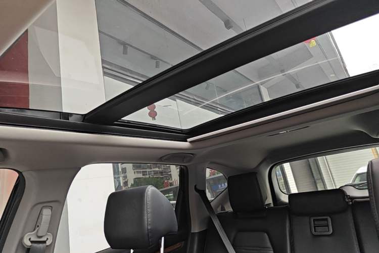 Used Honda CR-V 2019 240TURBO CVT 2WD Fashion Edition China V Headliner