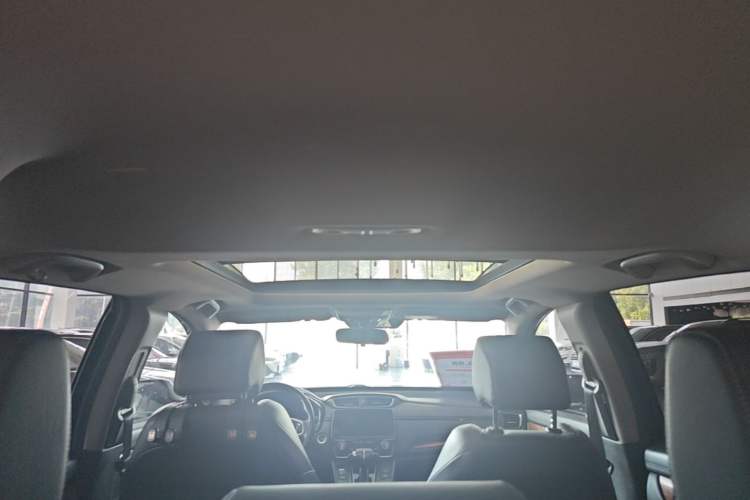 Used Honda CR-V 2019 Brilliant Edition Plus 240TURBO CVT Two-Wheel Drive Fashion Version China VI Emission Standard Headliner