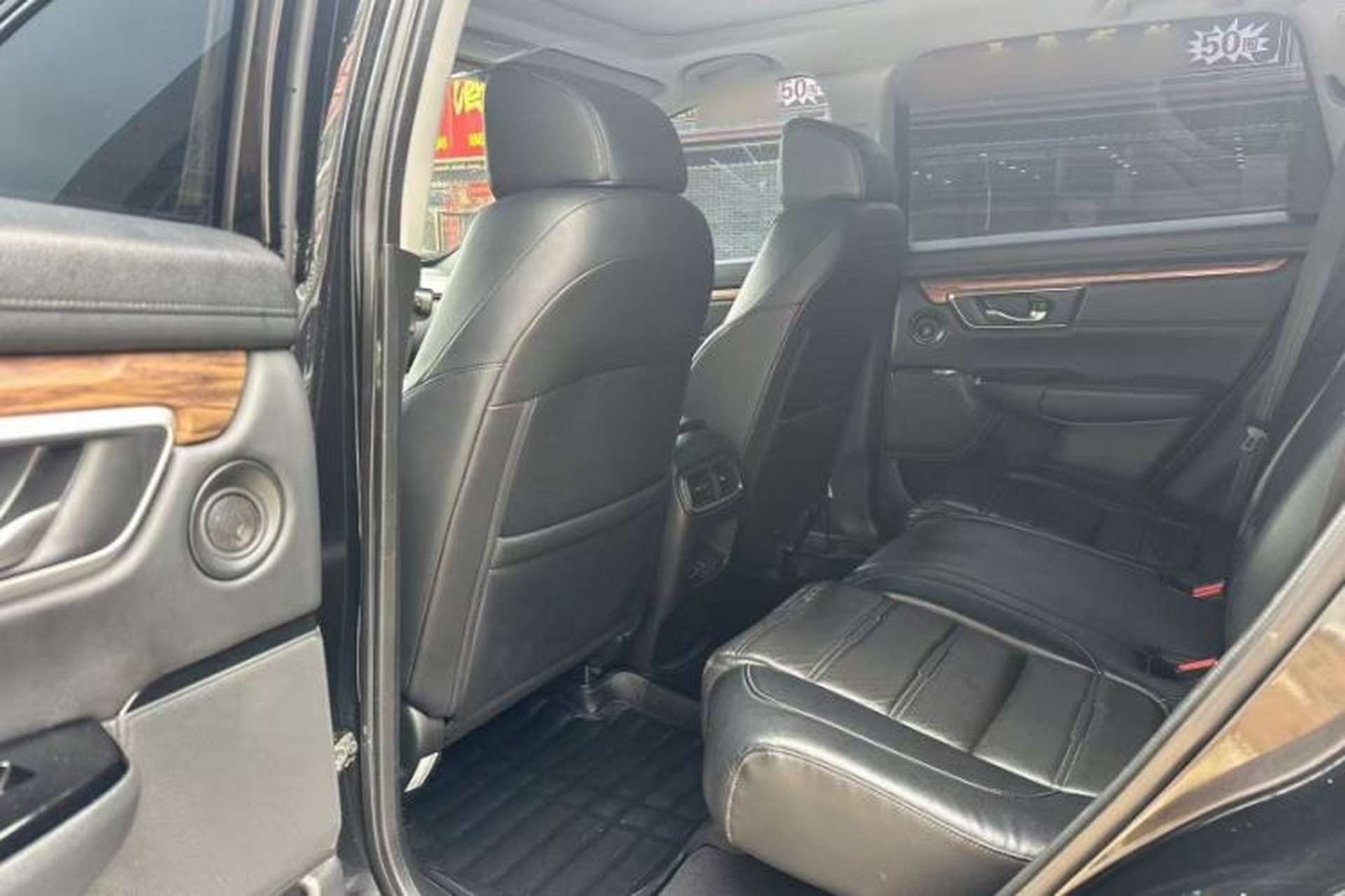 Used Honda CR-V 2019 240TURBO CVT 2WD Fashion Edition China V Interior 2