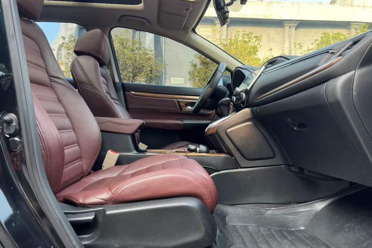 Used Honda CR-V 2019 240TURBO CVT 2WD Comfort Version China VI Emission Standard Interior 4
