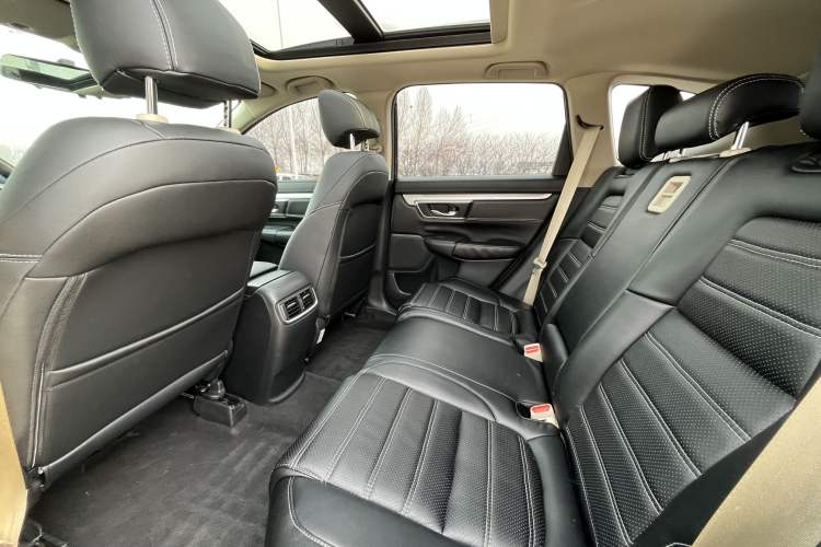 Used Honda CR-V 2019 240TURBO CVT 2WD Comfort Version China V Interior 4