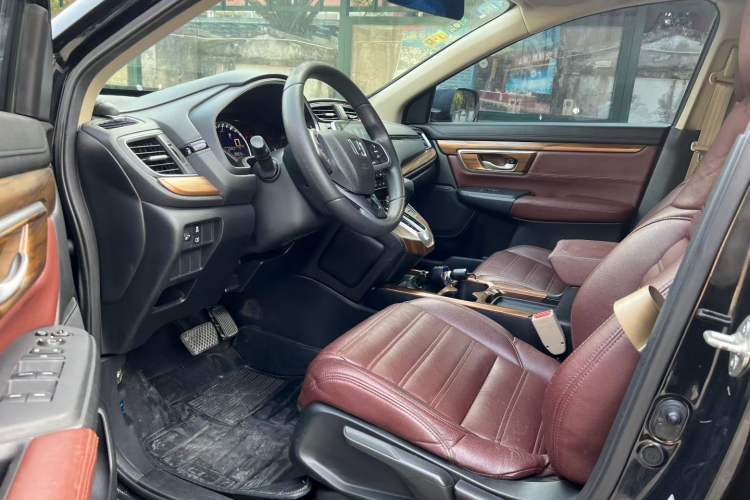 Used Honda CR-V 2019 240TURBO CVT 2WD Comfort Version China VI Emission Standard Interior 5