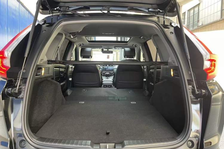 Used Honda CR-V 2019 Brilliant Edition Plus 240TURBO CVT Two-Wheel Drive Fashion Version China VI Emission Standard Interior 6